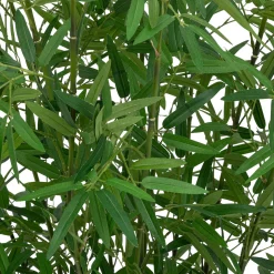 Bambou artificiel, pot naturel