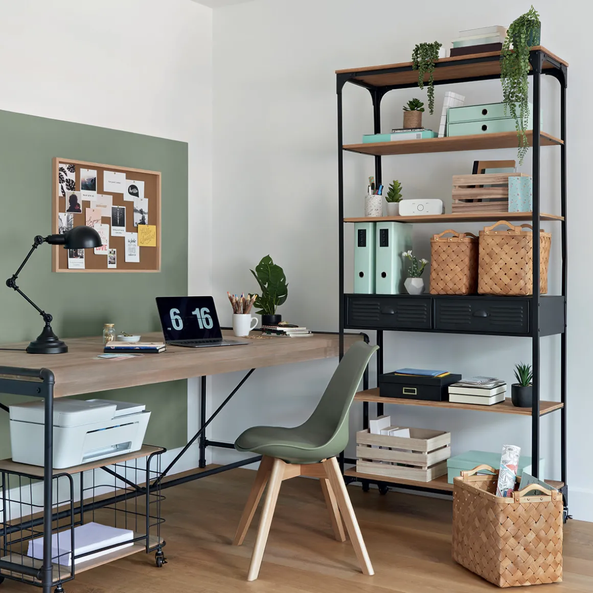 Bibliothèque 4 étagères et 2 tiroirs "Cierna"