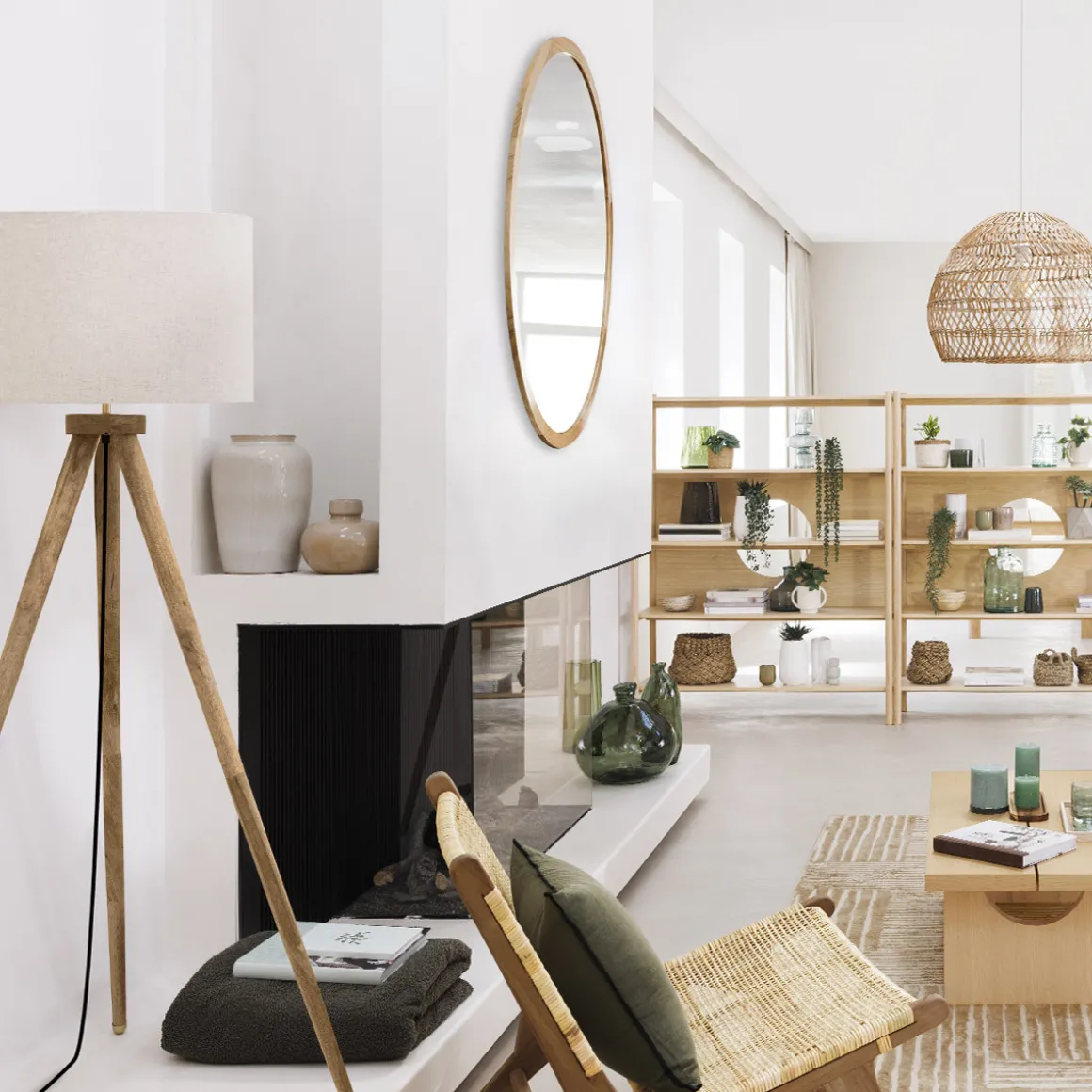 Lampadaire trépied "Olga"