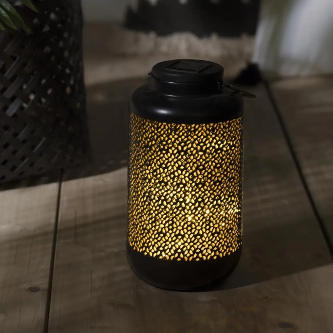 Lanterne solaire, métal