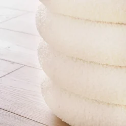 Pouf coffre bouclette 