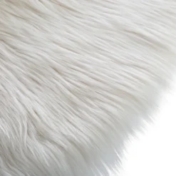 Tapis enfant fausse fourrure