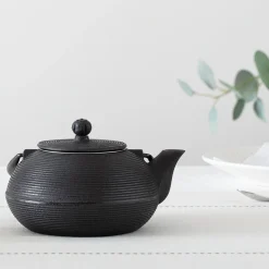 Théière en fonte "Marin"